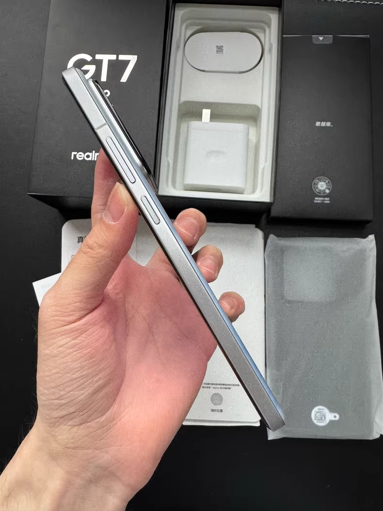 Realme GT7 Pro Racing 6.78'' 50MP 256GB Android 15 Google Unlocked