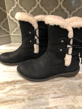 UGG Australia Ashbury Waterproof Womens 