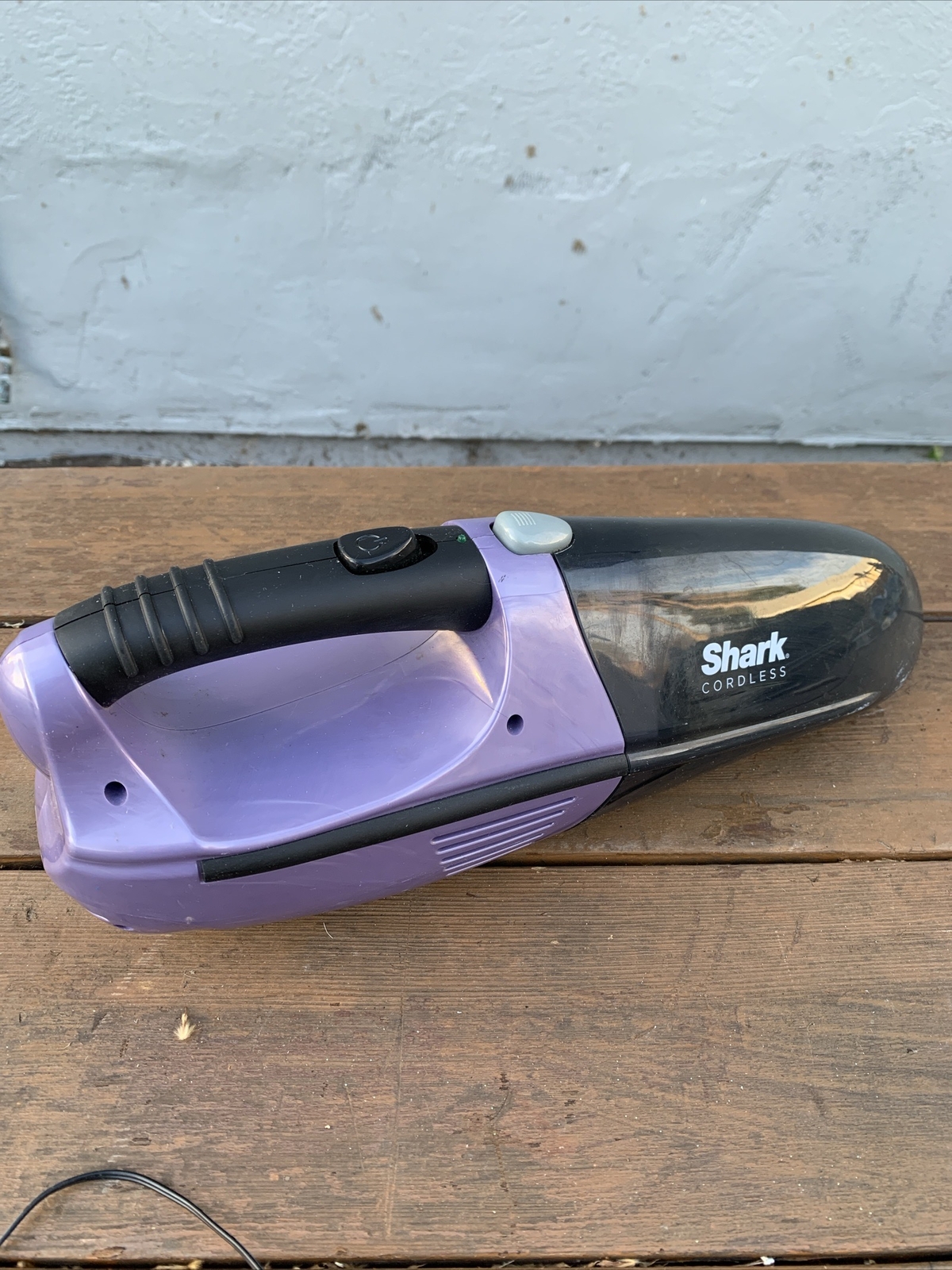 Shark Cordless Handheld Vacuum Cleaner Purple SV780 N Tested Works Has Charger ! eBay