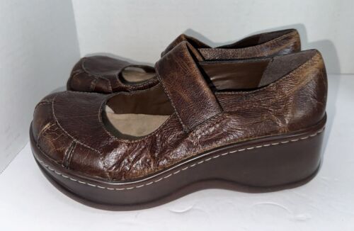 Y2K VTG 90’s MIA Chunky Leather Mary Jane’s Brown Size 8M Womens