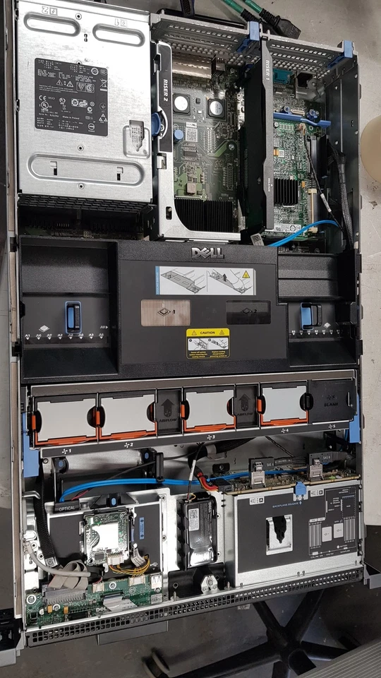 Dell PowerEdge r710 Intel Xeon E5645 12GB No HDD 2U Server - Image 3 of 4