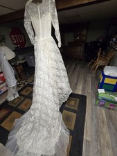 1950s-1970s Vintage Wedding Dress And Veil
