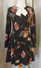 Smak Parlour Long Sleeve A-Line Telephone Pleated Women's Dress SIZE MEDIUM