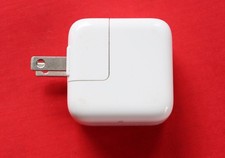 ORIGINAL APPLE 12W USB POWER ADAPTER A1401