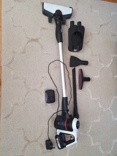 Bosch BCS612GB Unlimited Series 6 Cordless Stick Vacuum Boxed (Weak Batteries)
