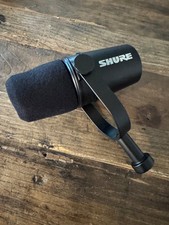 Shure MV7X XLR Podcast Dynamic Microphone - Black