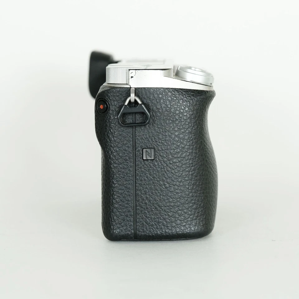 Sony Alpha a6000 ILCE-6000 Spiegellose Kamera Body Silber 24,3MP Getestet mit... - Bild 3 von 4