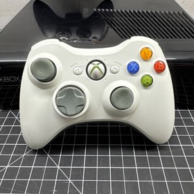 Microsoft Xbox 360 S 250GB Console Gaming System Glossy Black 1439 E3