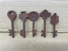 Old Car Skelton Keys in Cast Iron Ford Chevy Harley Davidson Texaco Rt 66