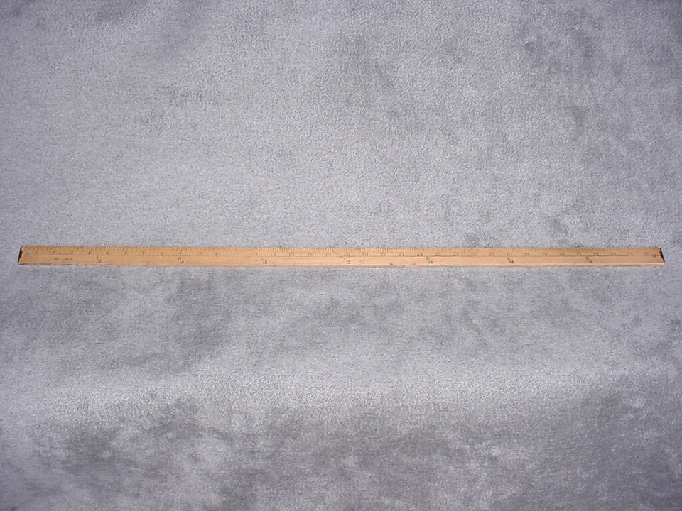 6Y Holly Hunt 213 Lionheart Dove Grey Outdoor Chenille Drapery Upholstery Fabric - Image 2 of 3