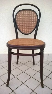 Chaise Thonet n ° 7 vers 1865 - Photo 1/4