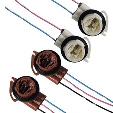 3156 3157 4PCS Pre-Wired Harness Pigtail Socket Connector Plug Install LED