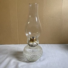 Vintage Lamplight Farms Oil Lamp Crystal Glass Light with Globe Austria