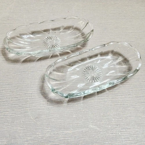 Vintage Anchor Hocking BANANA SPLIT BOAT DISH Ice Cream Set of 2 Scalloped Edges