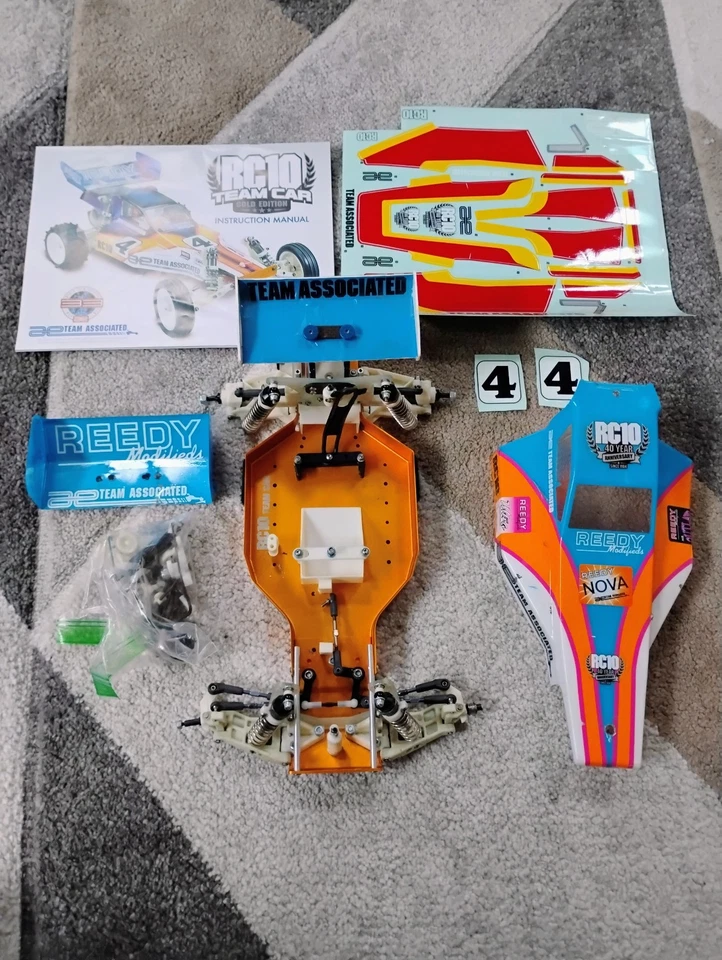 Team Associated ASC6034 RC10 Team Car 1/10 Electric 2WD Limited Edition Gold 2wd - Image 4 of 4