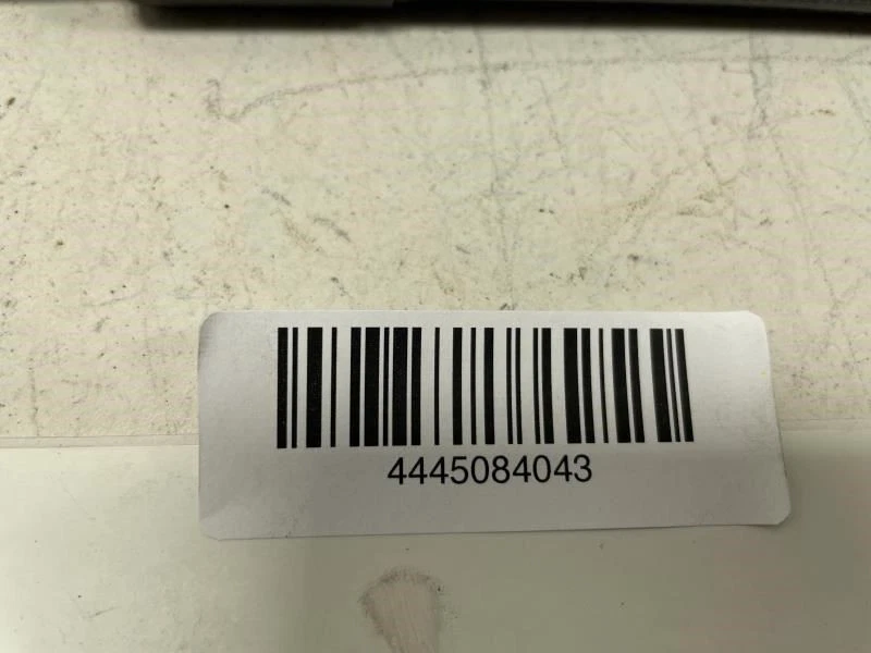 Volvo V50 T5 2005 puerta trasera derecha pasajero soporte amortiguador puntal OEM+ Foto 4 de 4