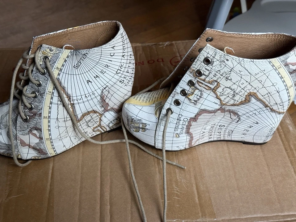 Botas al Tobillo con Plataforma Damisela Mapa del Mundo Jeffrey Campbell RARO Talla 6 Foto 2 de 4