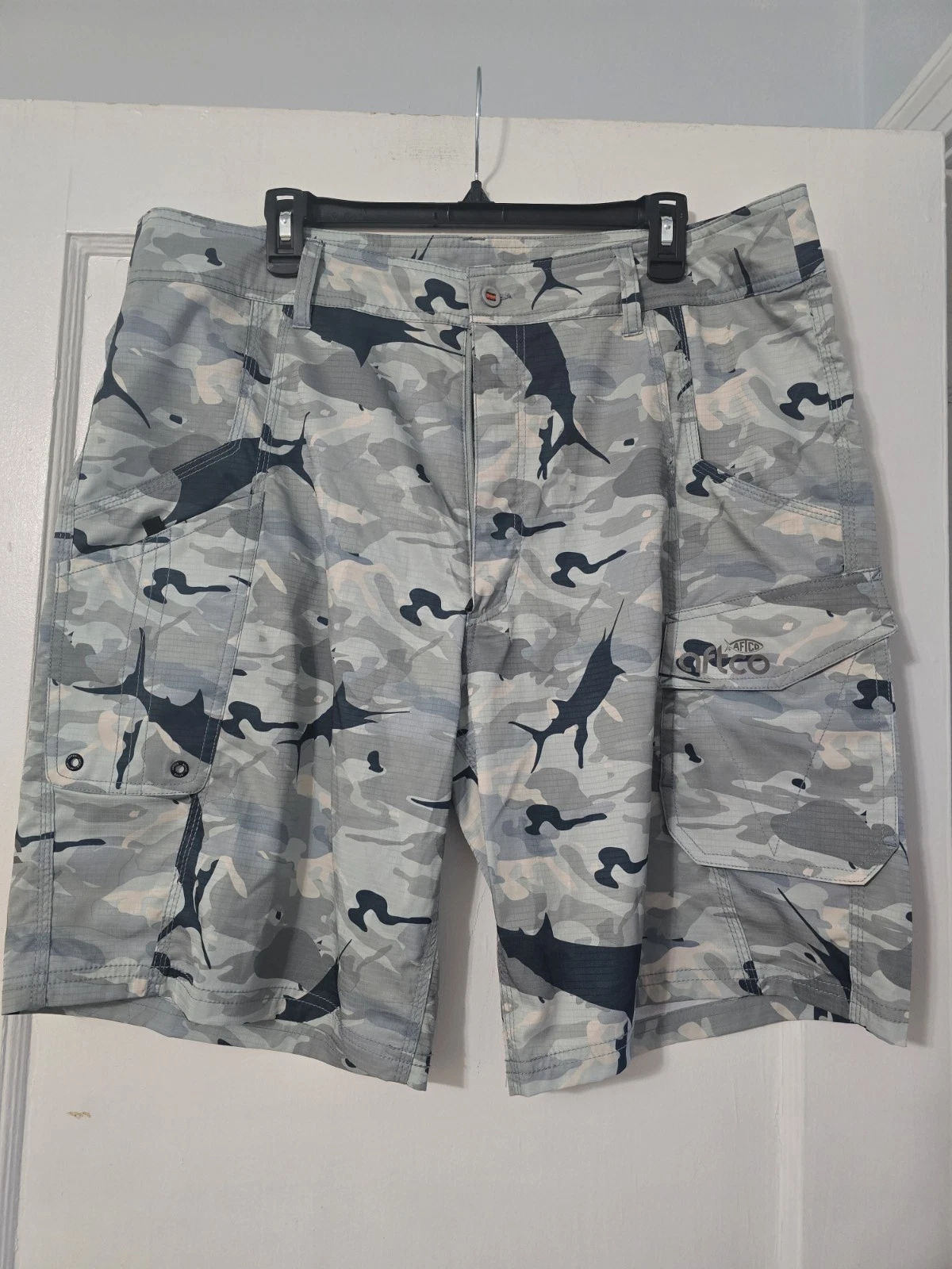 AFTCO Shorts Mens 38 Green Cargo Tactical Camo Tech Active Angler Fishing
Opens in a new window or t