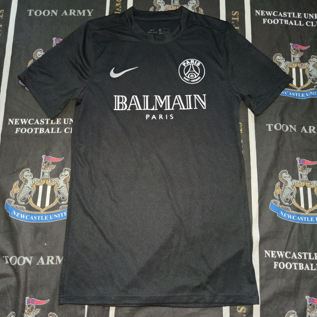 psg black jersey balmain