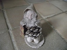 / 😍DECORATION  DE NOEL  ANCIENNE   ( lutin pomme de pin ) 😍/