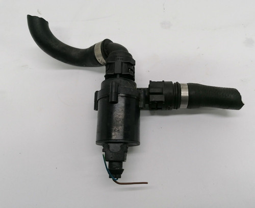 BMW 5er E60  Zusatzwasserpumpe Wasserpumpe Kühlmittelpumpe  6917700   (99)
