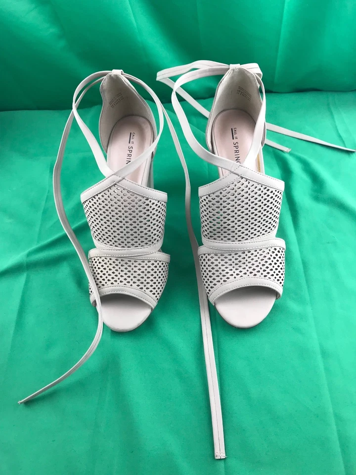 Call It Spring Womens Rounkles Peep Toe Tie Up Block Heel Sandals Beige SZ 11 - Image 2 of 4