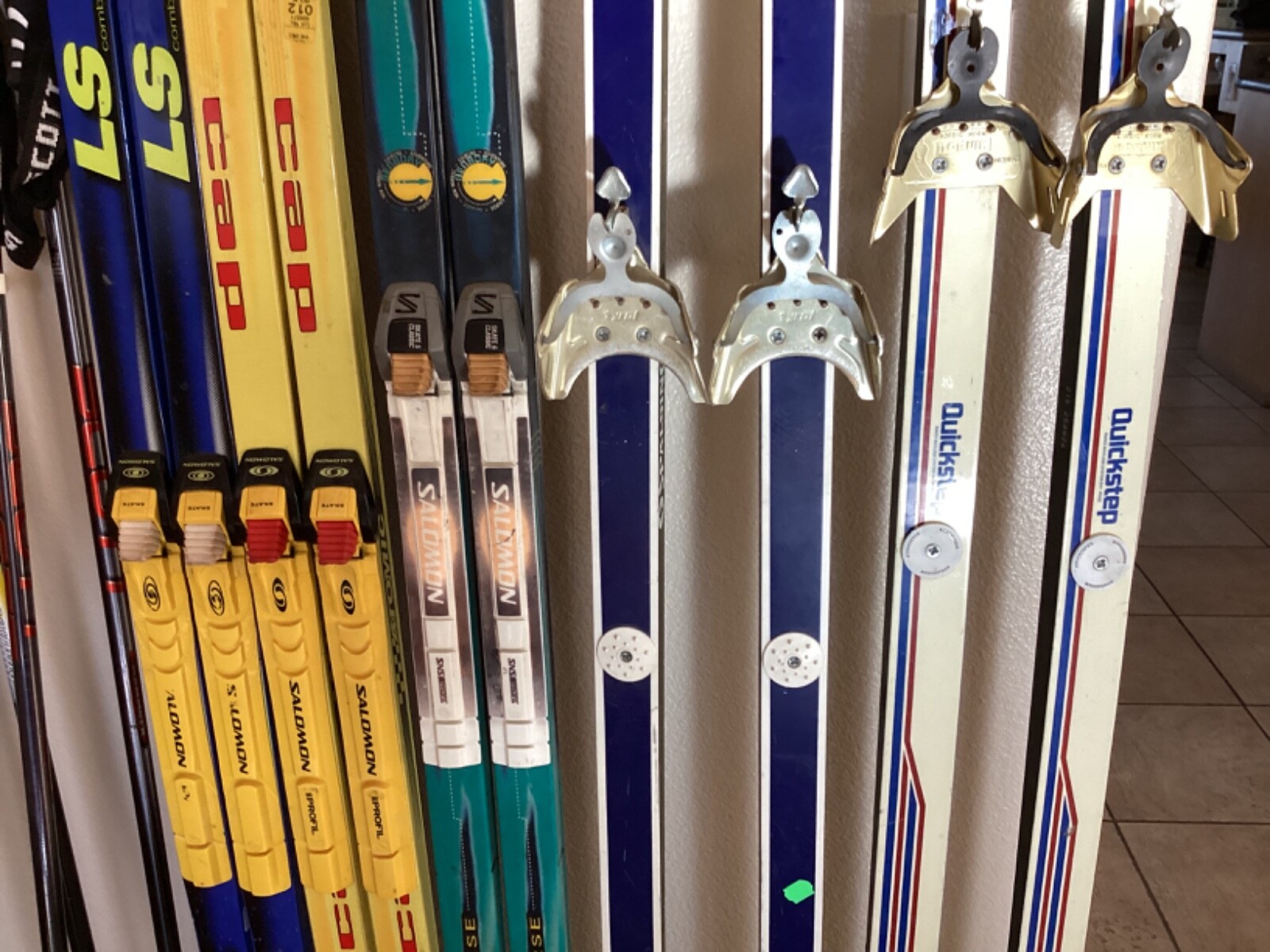 LOT OF 5 ROSSIGNOL, FISCHER, ATOMIC, ASNES, SPALDING CROSS COUNTRY SKIS eBay