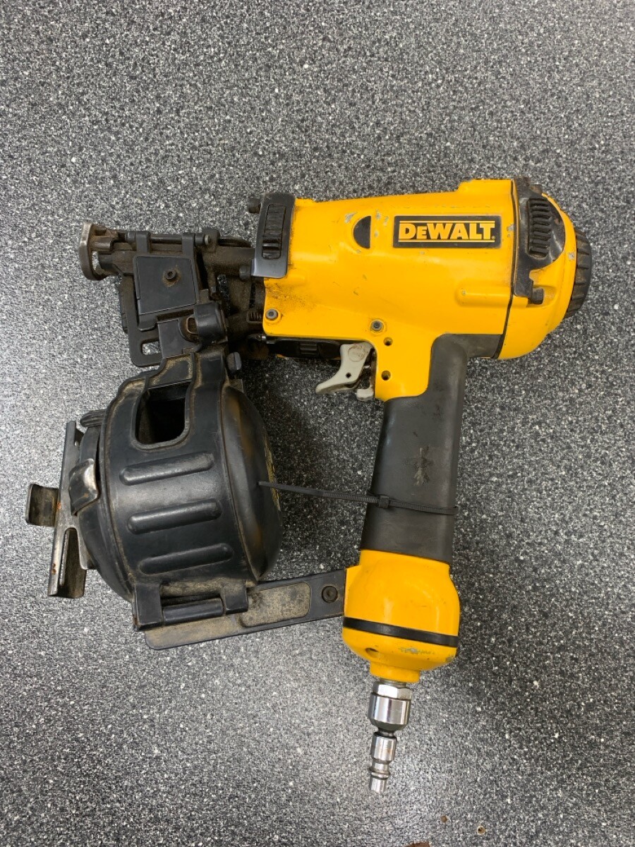 DeWalt D51321 Heavy Duty Coil Roofing Nailer (PS2011767) eBay