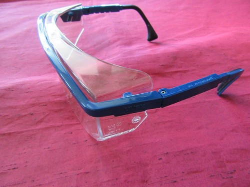 Safety Glasses UVEX Astrospec 9167-945 adjustable 5 PAIR - Picture 2 of 9