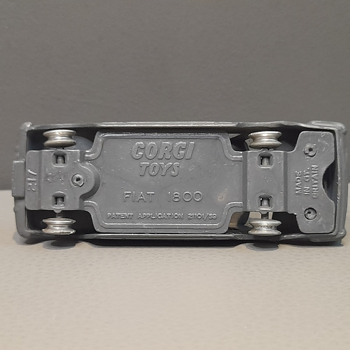 Corgi Toys Fiat 1800 (Gebraucht) in Aesch BL für CHF 30 - mit Lieferung auf kaufen