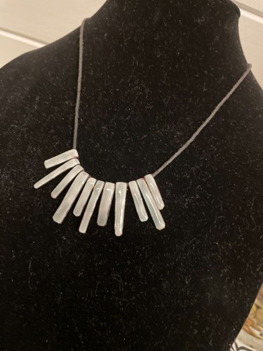 Collar estilo balancín gótico espiga de malla esmalte gris picos banda declaración - Imagen 7 de 11