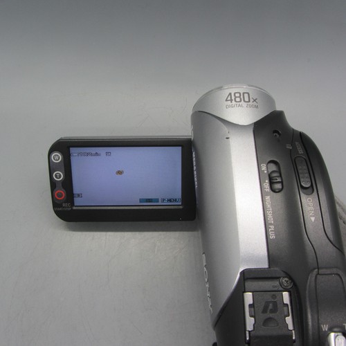 Sony Handycam DCR-DVD202E Handheld Mini DVD Camcorder Silver Tested - Picture 4 of 11