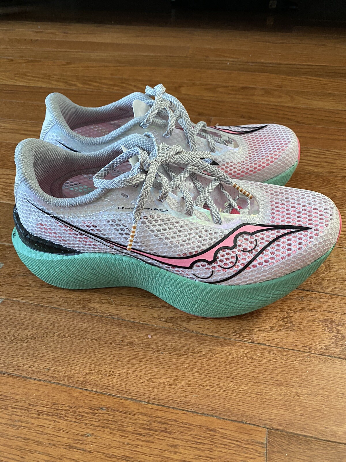 Saucony Women's Endorphin Pro 2 Sneakers main image 0