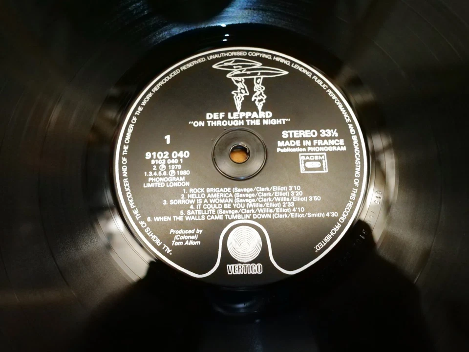 DEF LEPPARD ON THROUGH THE NIGHT 33T LP VINYLE EX COVER EX ORIGINAL 1980 RARE - Photo 3/4