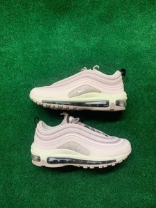 nike pale pink sneakers