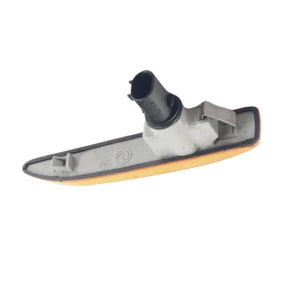 Unidad de luz de señalización lateral lado del pasajero BM2571119 BMW 760i 2003-2008 Foto 2 de 4