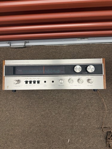 Sherwood S-7100A: Vintage AM/FM Stereo