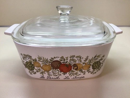 Vintage Pyrex Corning Ware- Le Persil La Sauge- A-1 1/2-B     1.5 Quart with lid