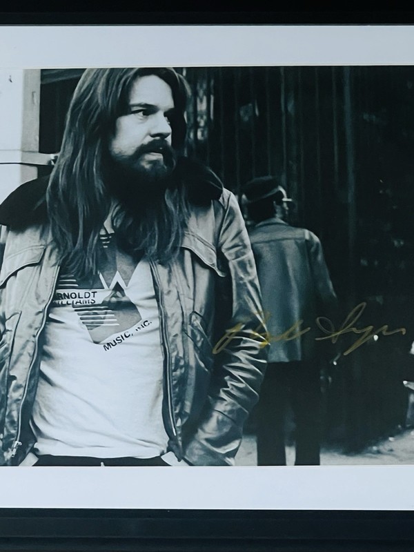 BOB SEGER Autographed signed 8 X 11.5 Photo Fully Framed Hall Of Fame Legend