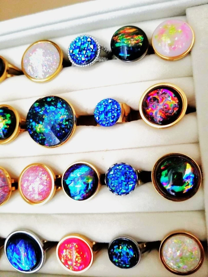 30 Ring Box - Wholesale Rings in All Stainless-Steel with Adjustable Bands - Image 3 of 4