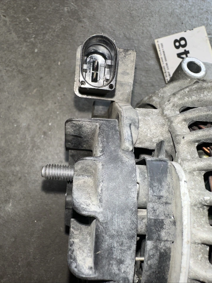 06-11 Alternador Generador Mercedes W211 E350 C300 SLK350 150 AMP 2721540002 OEM Foto 3 de 4