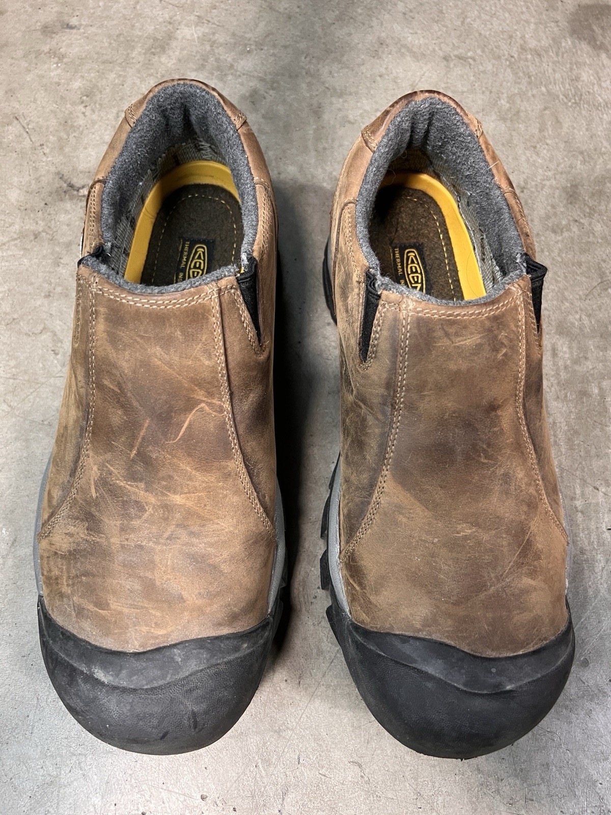 Scarpe basse antiscivolo Keen Brixen in pelle marrone impermeabili isolate uomo 11 5