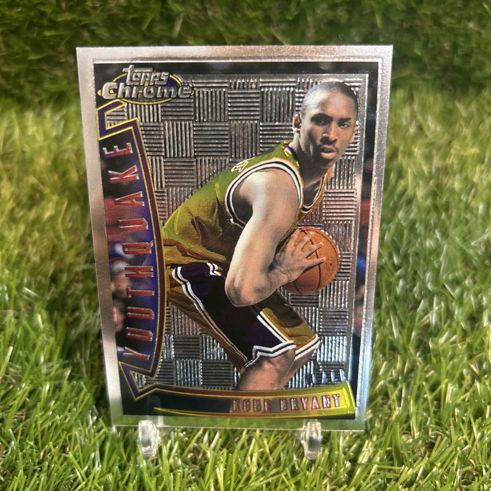 KOBE BRYANT 1996-97 TOPPS CHROME YOUTHQUAKE ROOKIE LAKERS