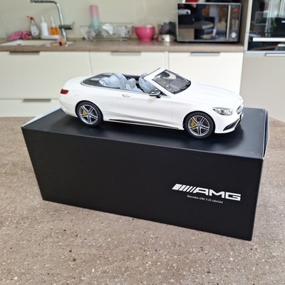 Mercedes-Benz AMG S 63 Cabriolet designo diamond white bright 1:18 GT-Spirit