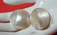 Vintage 14K Yellow Gold White Pearlescent Shell Earrings 9.23 Grams Unique Rare