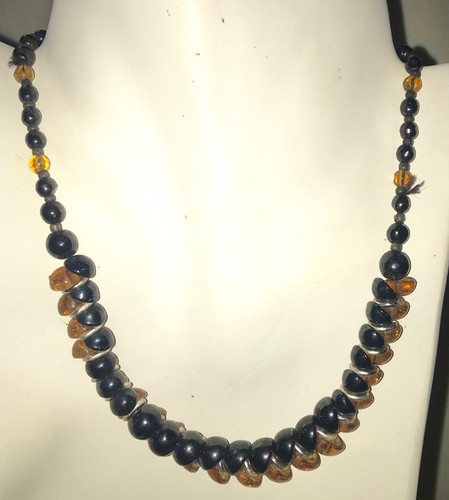 Adjustable Art Deco Necklace, Glass & Plastic Beads with Old C Clasp- 16" Long - Picture 7 of 7