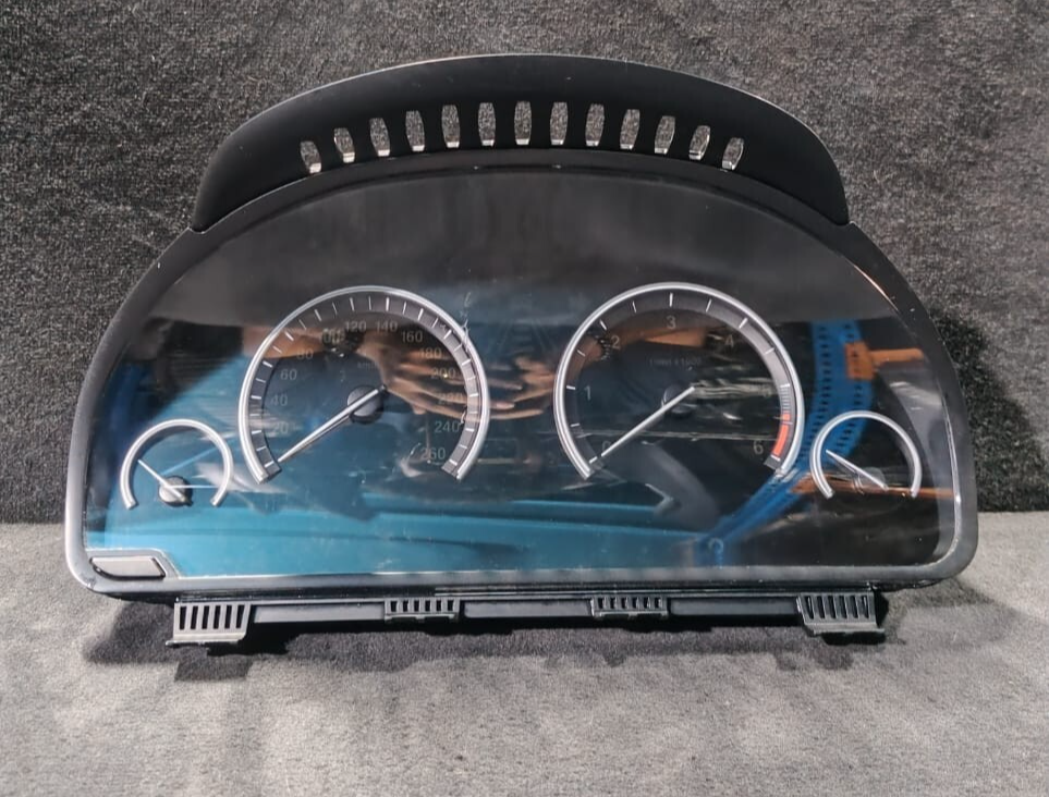 BMW X3 F25 XDrive 20d 140 KW 190 HP SPEEDOMETER INSTRUMENT CLUSTER  - 6802329