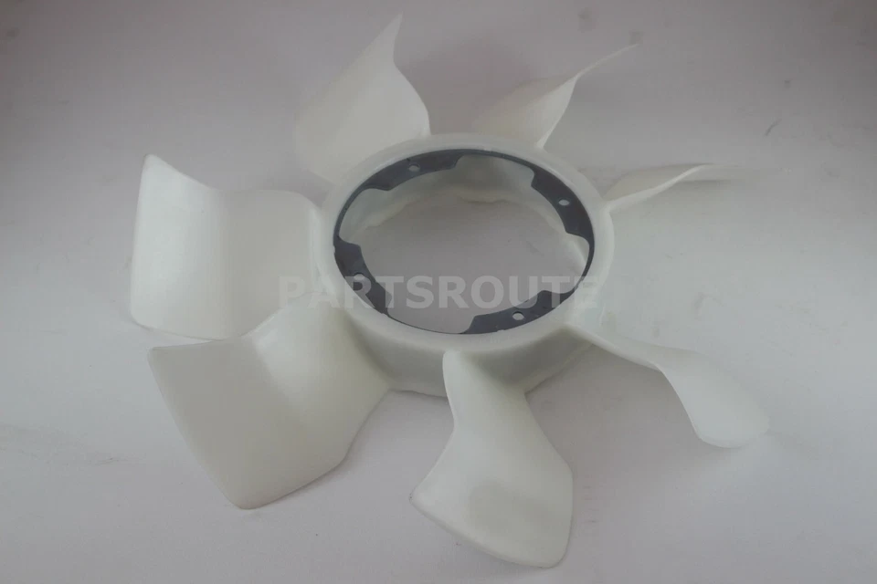 Ventilador de refrigeración del motor Infiniti FX45 Pathfinder enfriador de cuchillas OEM genuino 21060-6P00A Foto 2 de 2