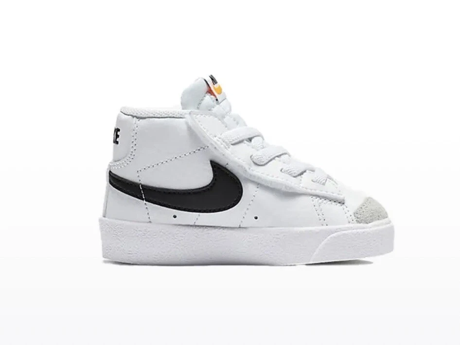Nike Bebé Niño Blazer Mid '77 Zapatos Atléticos Blanco Negro Equipo Naranja DA4088-100 Foto 2 de 4