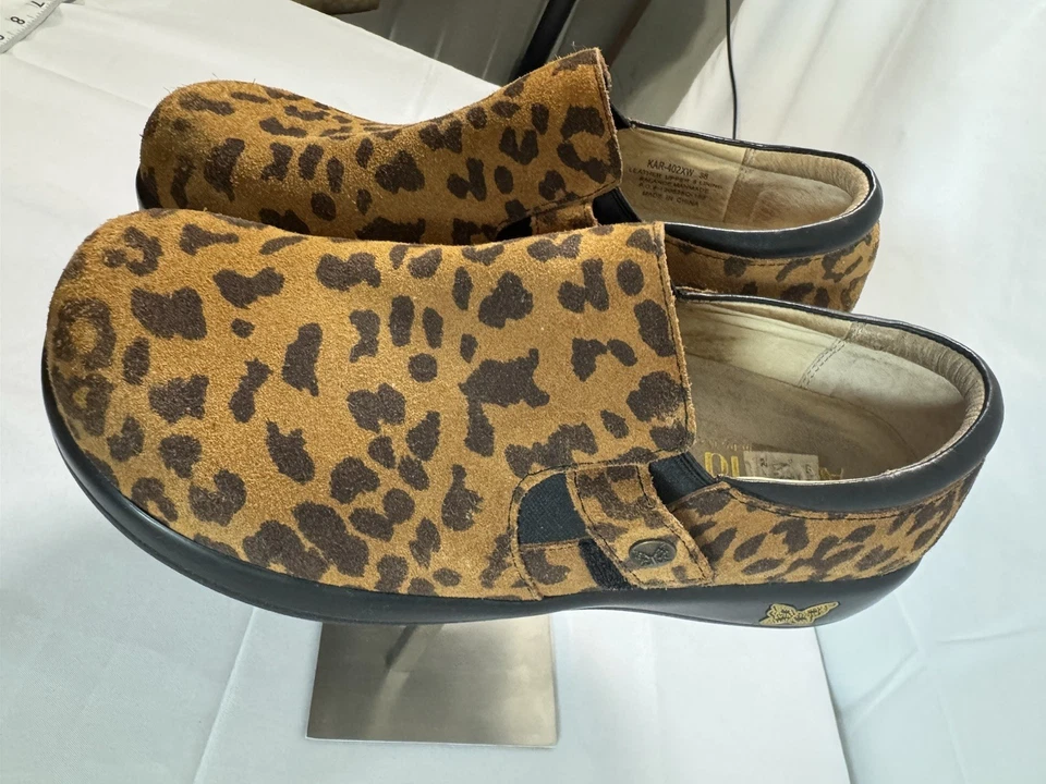 Профессиональные сабо Alegria с леопардовым принтом размер ЕС 38 противоскользящие - Изображение 3 из 4